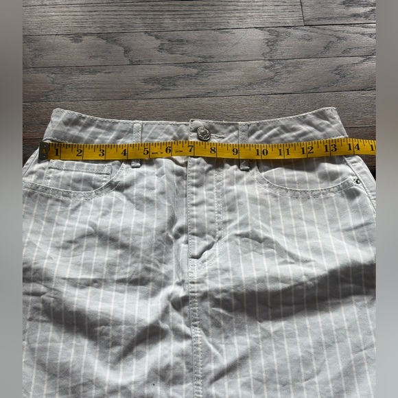 Forever 21 Woman's Striped Jean Skirt - Picture 5 of 6